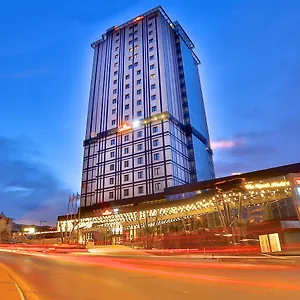 5* Otel Tryp By Wyndham Basın Ekspres