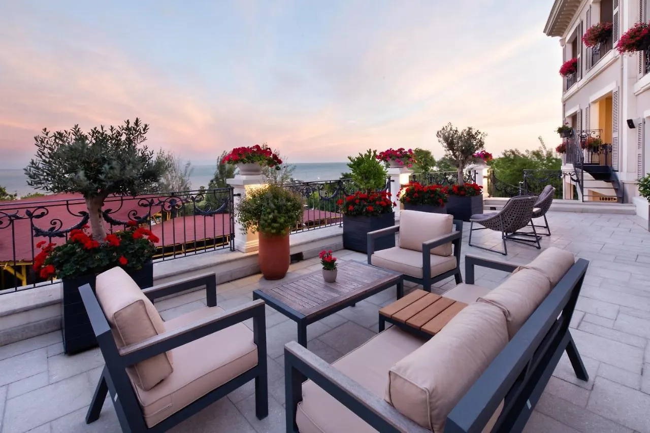 Mula Hotel Istanbul 5*,